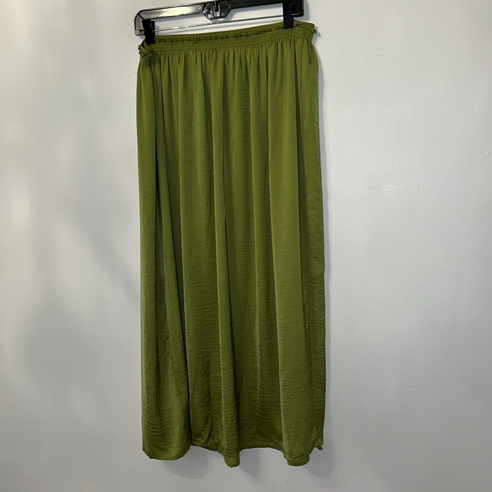 Tahari Elegant Olive Green Women's Skirt NWT - Picture 6 of 11